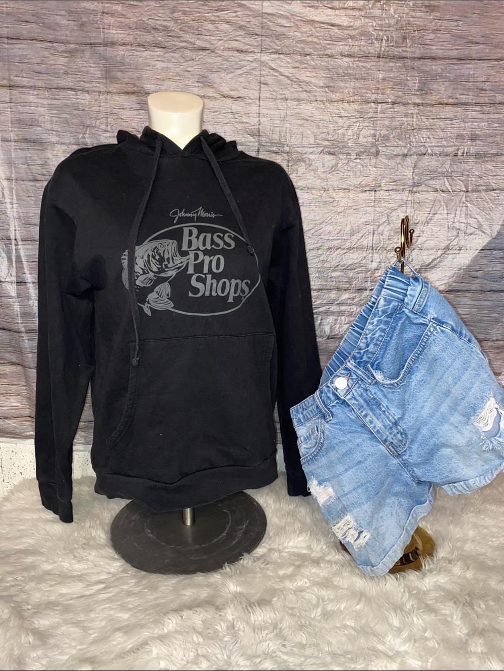 Bass Pro Shops Black Pullover Hooded Sweatshirt